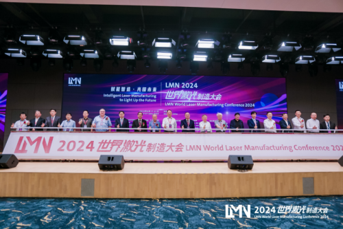 星空体育科技：探索激光“智”造新思路汉诺威深圳激光展首日人气爆棚！(图4)