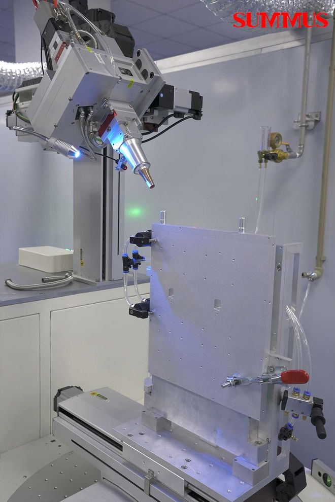 星空体育平台：多轴联动激光焊接设备：高效、精确的焊接方式