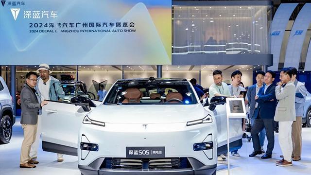 星空体育科技：【汽车人】深蓝的2024：内驱力推动品牌用户塑造品牌(图10)