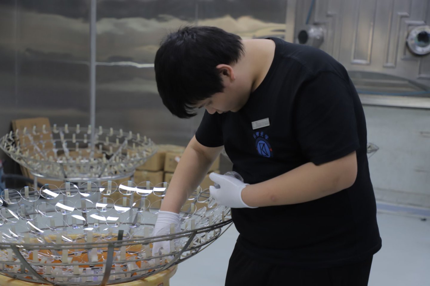 “眼镜货郎”挑全球：江西余江续写“镜”彩传奇活力中国调研行(图1)
