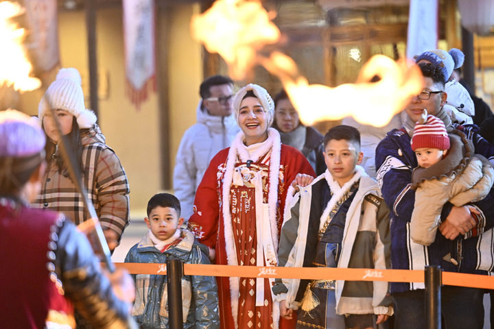 聚人气拓市场共奋进——“塞上江南”经济焕发新活力(图5)