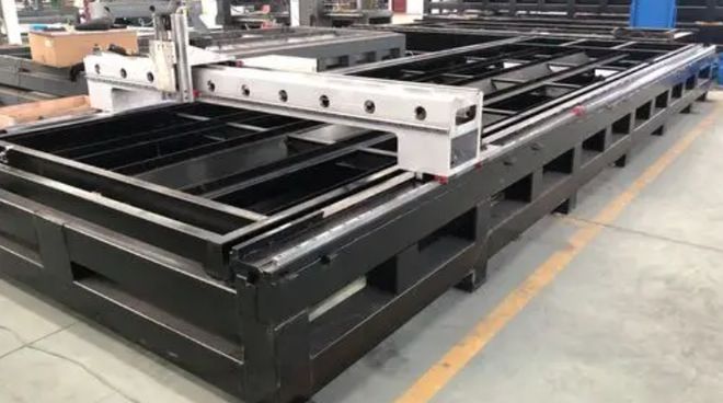 星空体育科技：数控激光切割机厂家推荐济南邦德激光专业制造板材切割机