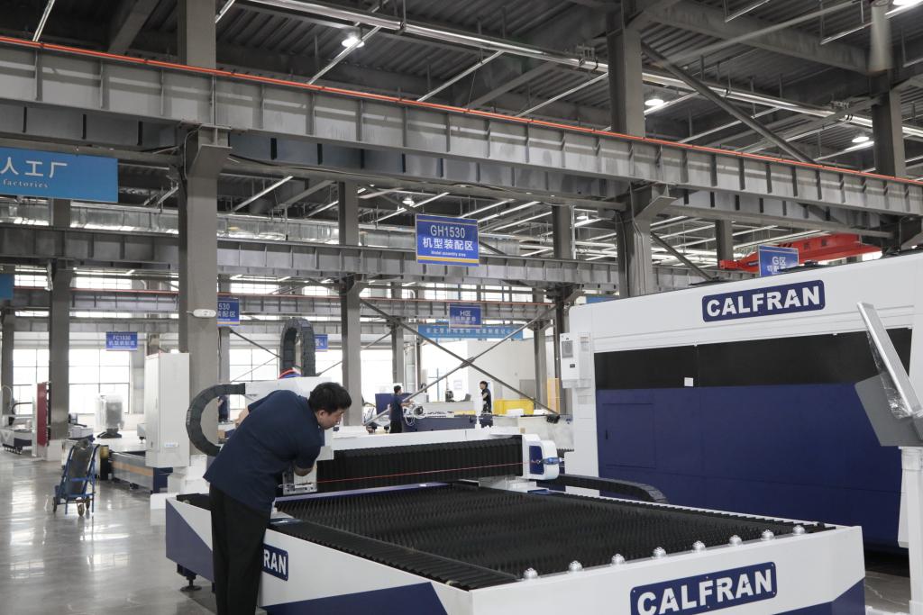 山东新泰：园区“聚链”推进产业协同发展