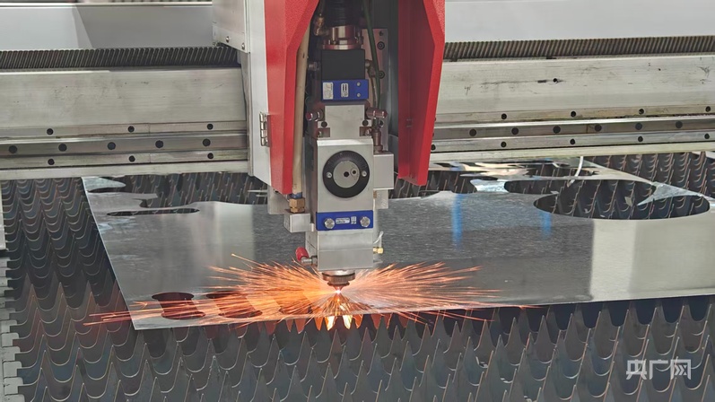 新质新造·兵团丨激光照亮天山制造兵团崛起新质生产力