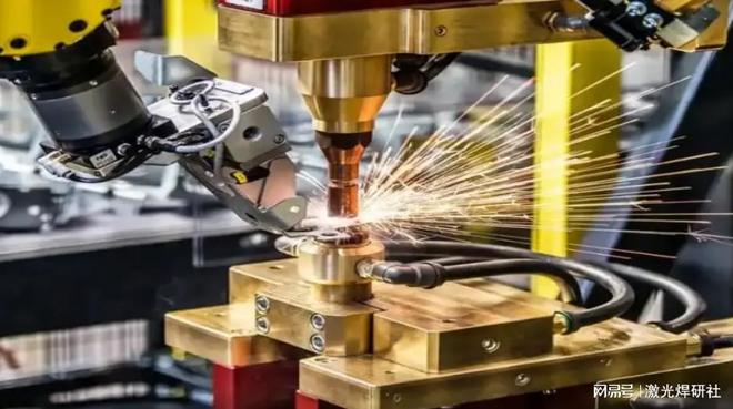 激光焊接机十大品牌深度剖析：核心竞争力与技术壁垒