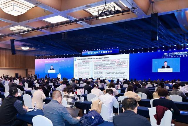 一年狂赚1亿陕西“小巨人”逆袭全球巨头！中国光子产业迎来爆发时刻(图4)