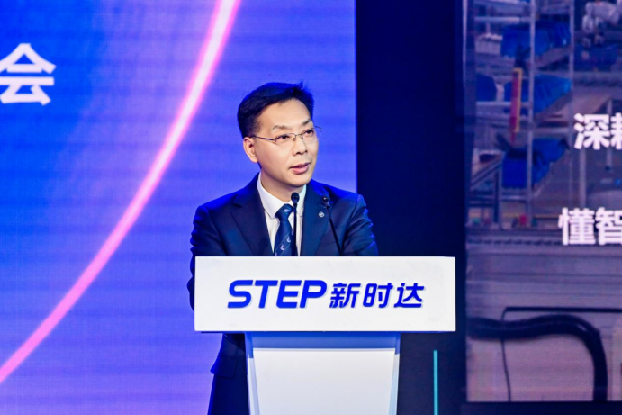 行业首款为工业而生的具身智能机器人发布海尔生态赋能新时达技术落地(图2)