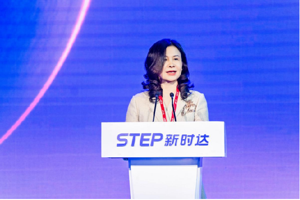 行业首款为工业而生的具身智能机器人发布海尔生态赋能新时达技术落地(图4)