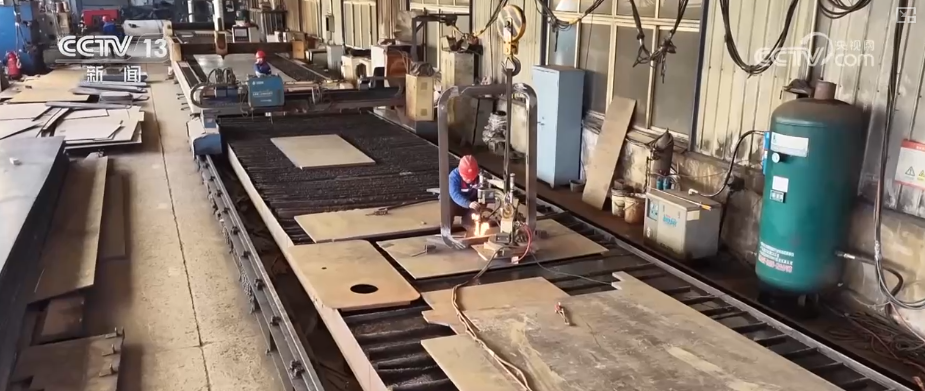 老产业“拉满弓、上满弦”加速产品迭代做精、做强擦亮“金字招牌