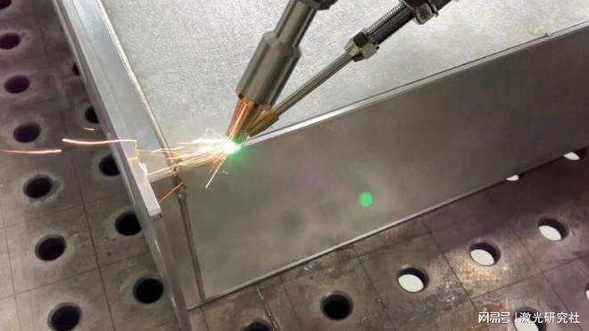 摆脱冷水机束缚：2026主流风冷激光焊接机品牌推荐