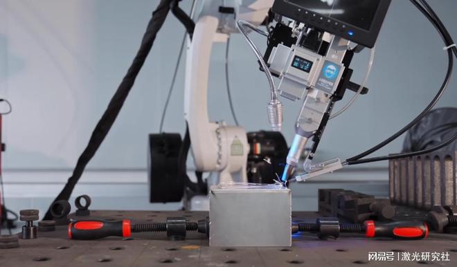 高功率厚板激光焊接机品牌推荐：重型工业优选篇(图3)